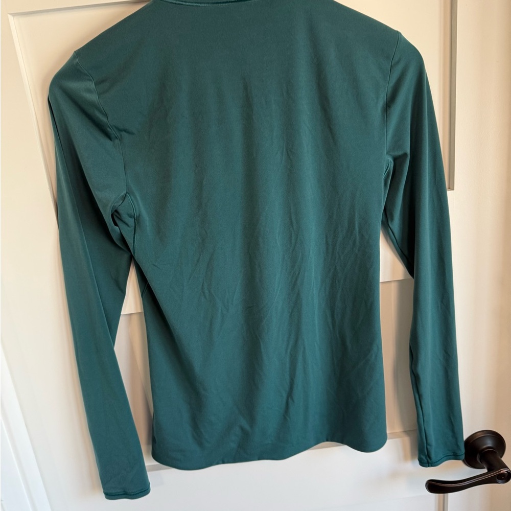 Lululemon Athletica Deep Green Long Sleeve Top - Picture 4 of 4